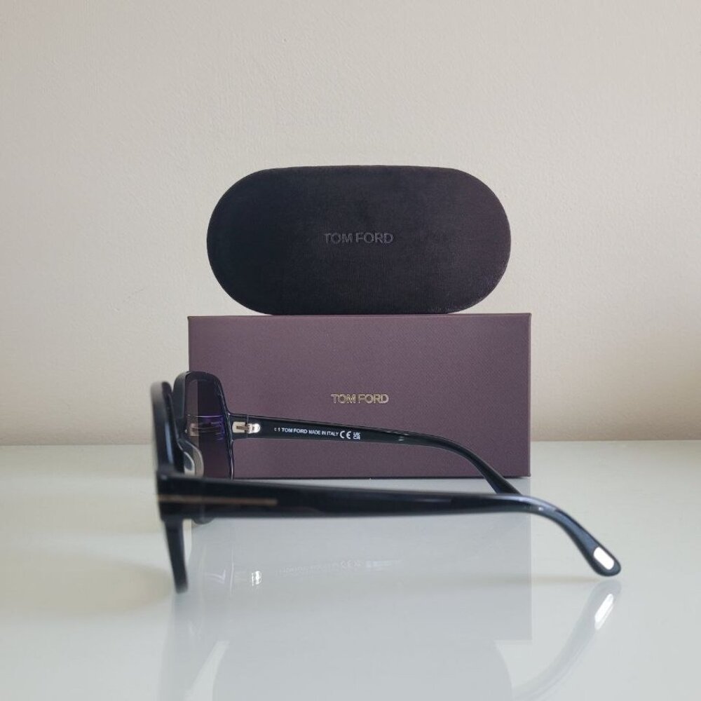 Tom Ford - Black Oversized, "bug-eye" sunglasses - Picture 3 of 5